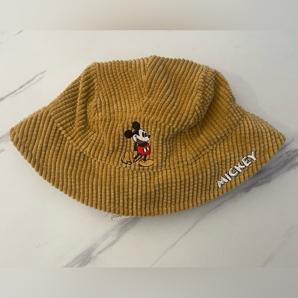 Mickey Corduroy Bucket Hat l Zara